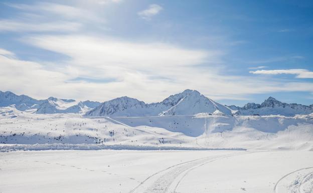 Grandvalira suma más de 200 kilómetros de pistas