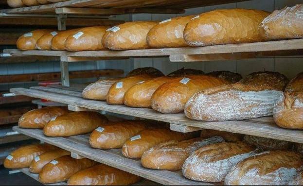 El tipo de pan que los expertos recomiendan eliminar de la dieta