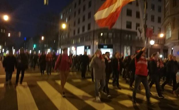 Los hinchas rusos ya están camino de San Mamés.