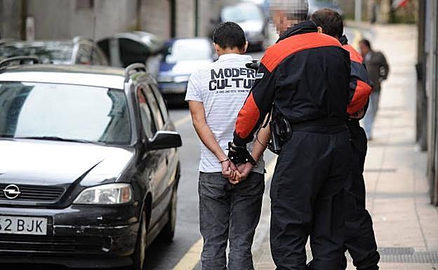 Operación policial en Gipuzkoa.