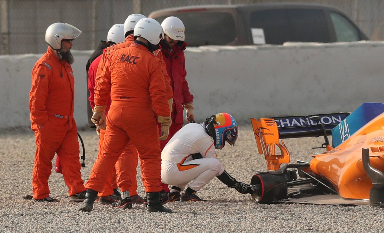 Fernando Alonso está probando su MCL33 en los primoers test de la temporada en el circuito de Montmeló.