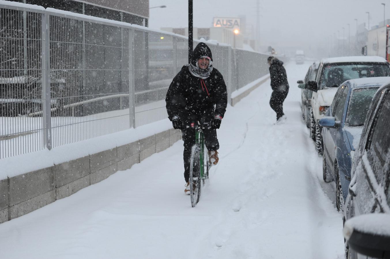 Fotos: Álava despide febrero bajo la nieve