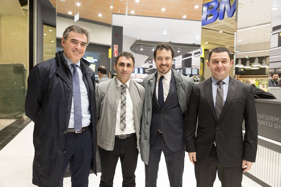 Borja Laborería, Manu Etxegarai, Pedro Galdós y Gorka García.