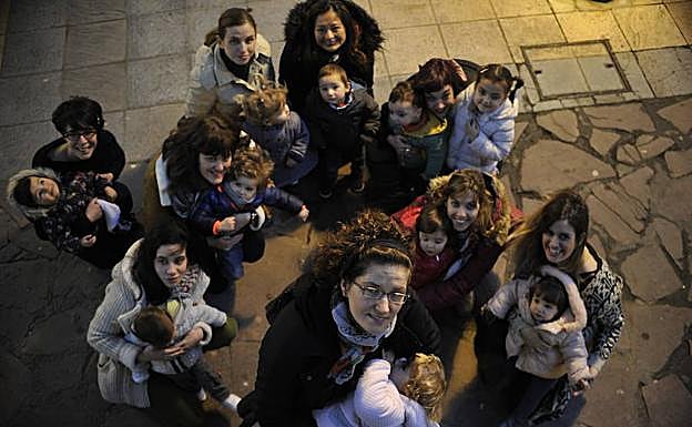 Parte del grupo posó ayer para EL CORREO en Rekalde