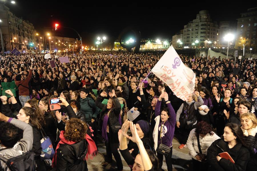 La marcha ha recorrido la villa en un gran ambiente festivo