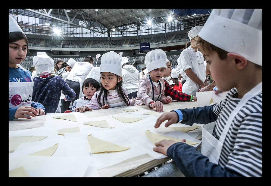 Fotos: Los más pequeños se enfundan el delantal en el Miniature Kids