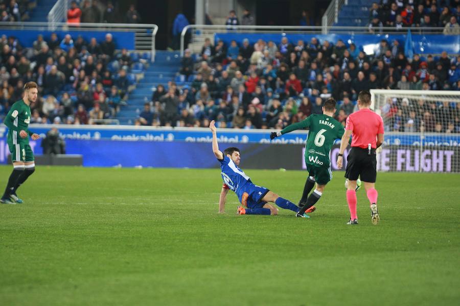 Fotos: El Alavés - Betis, en imágenes