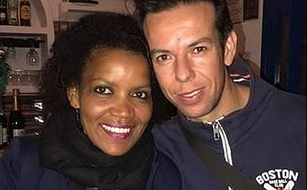 Ana Julia Quezada Cruz y Ángel, el padre de Gabriel, en una imagen del perfil de Facebook de ella.