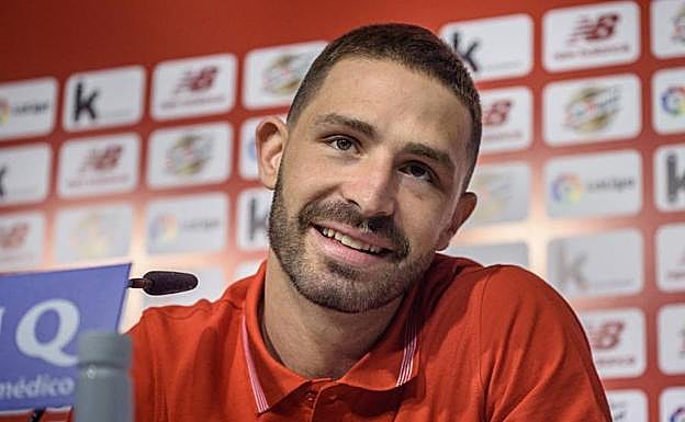 Yeray Álvarez, durante una rueda de prensa.