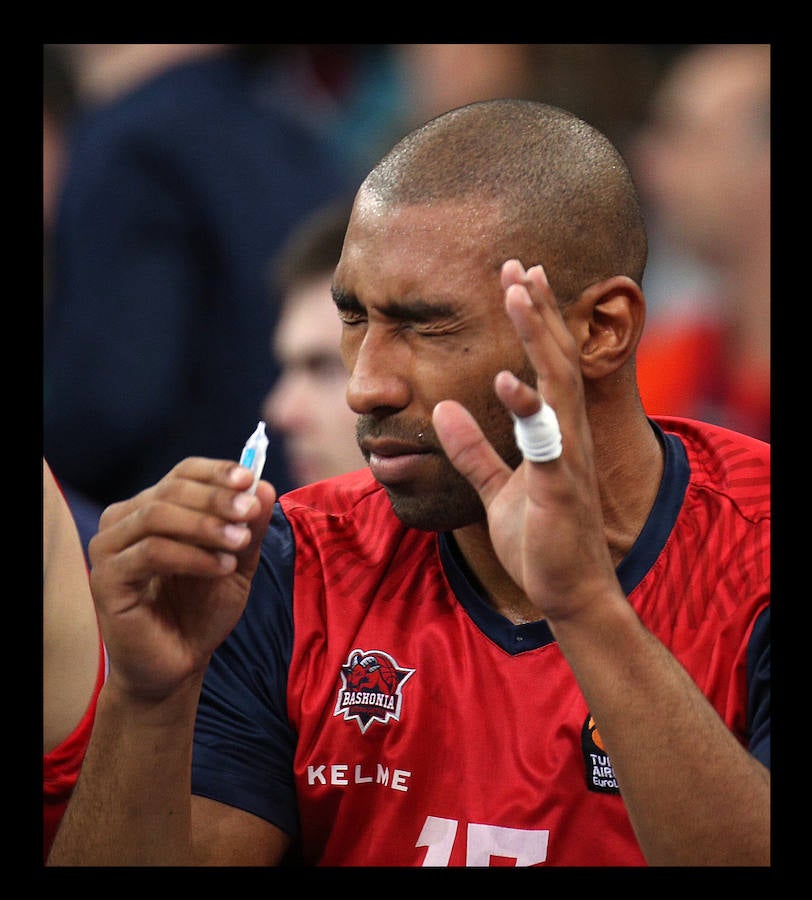 Fotos: Fotos del Baskonia - Zalgiris de Euroliga