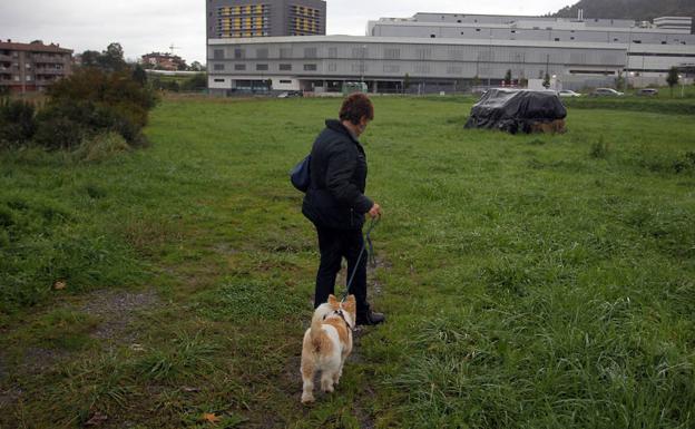 Parcela en la que se construirá el aparcamiento.