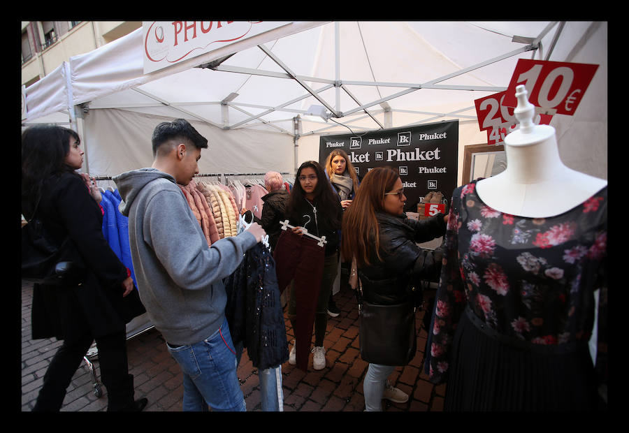 Fotos: &#039;Shopping Eguna&#039; en Bilbao