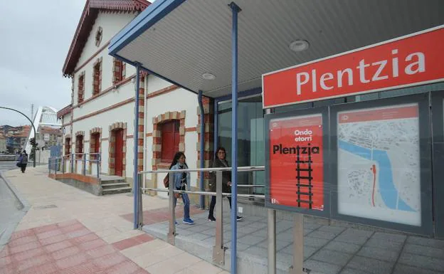 La estación del metro en Plentzia,