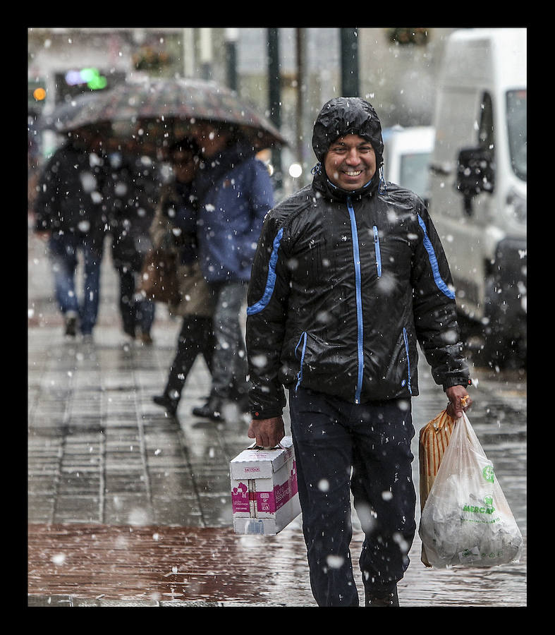 Las previsiones alertan de que las principales precipitaciones caerán esta tarde-noche de este lunes incluso en cotas bajas