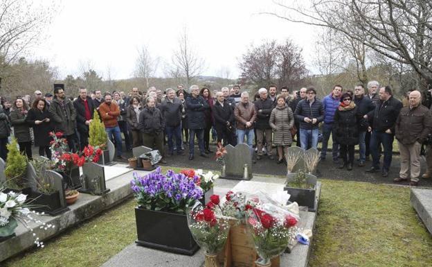 Homenaje al edil del PSE de Lasarte-Oria, Froilán Elespe, asesinado por ETA.