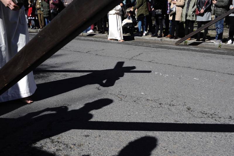 La celebración de la Semana Santa en la villa vuelve a reunir a cientos de personas