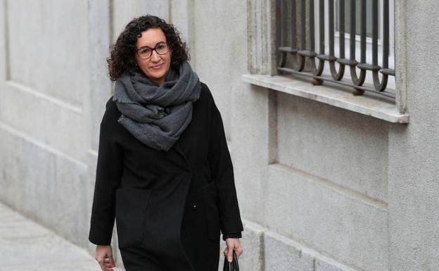 La huída a Suiza de la secretaria general de ERC, Marta Rovira, en nada ayudó a evitar la cárcel a sus compañeros en el fallido ‘procés’.