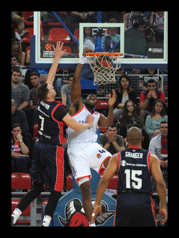 Fotos: Fotos del Baskonia - Anadolu