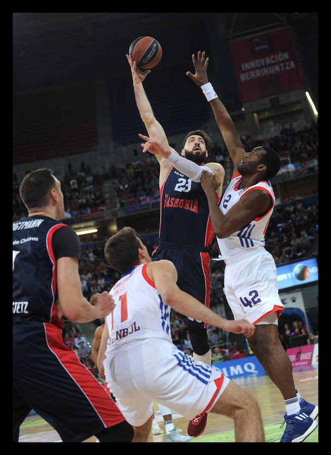 Fotos: Fotos del Baskonia - Anadolu