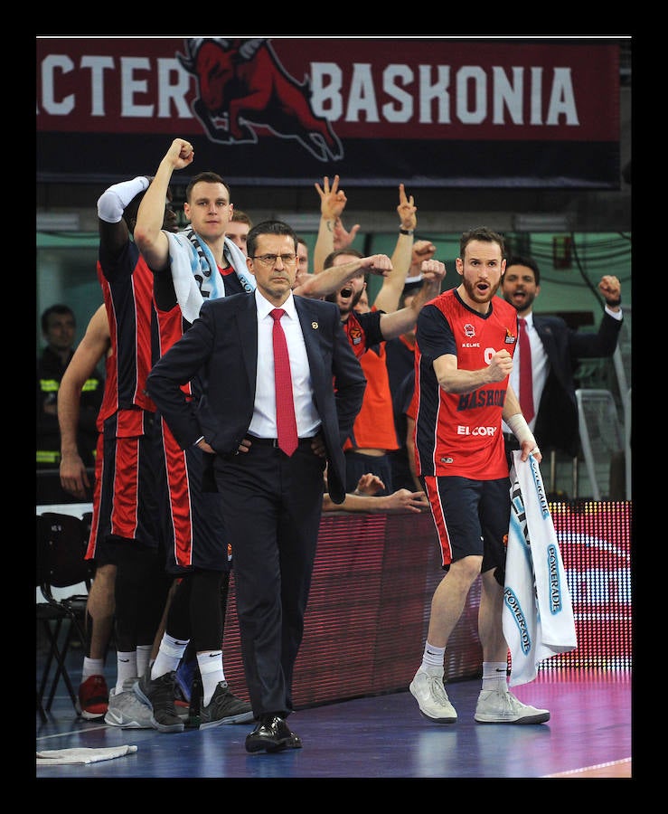 Fotos: Fotos del Baskonia - Anadolu