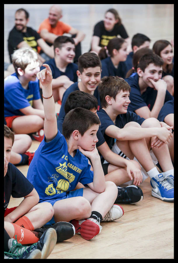 80 niños disfrutaron en castellano, euskera e inglés durante la semana pasada en el campus organizado por el Araberri.