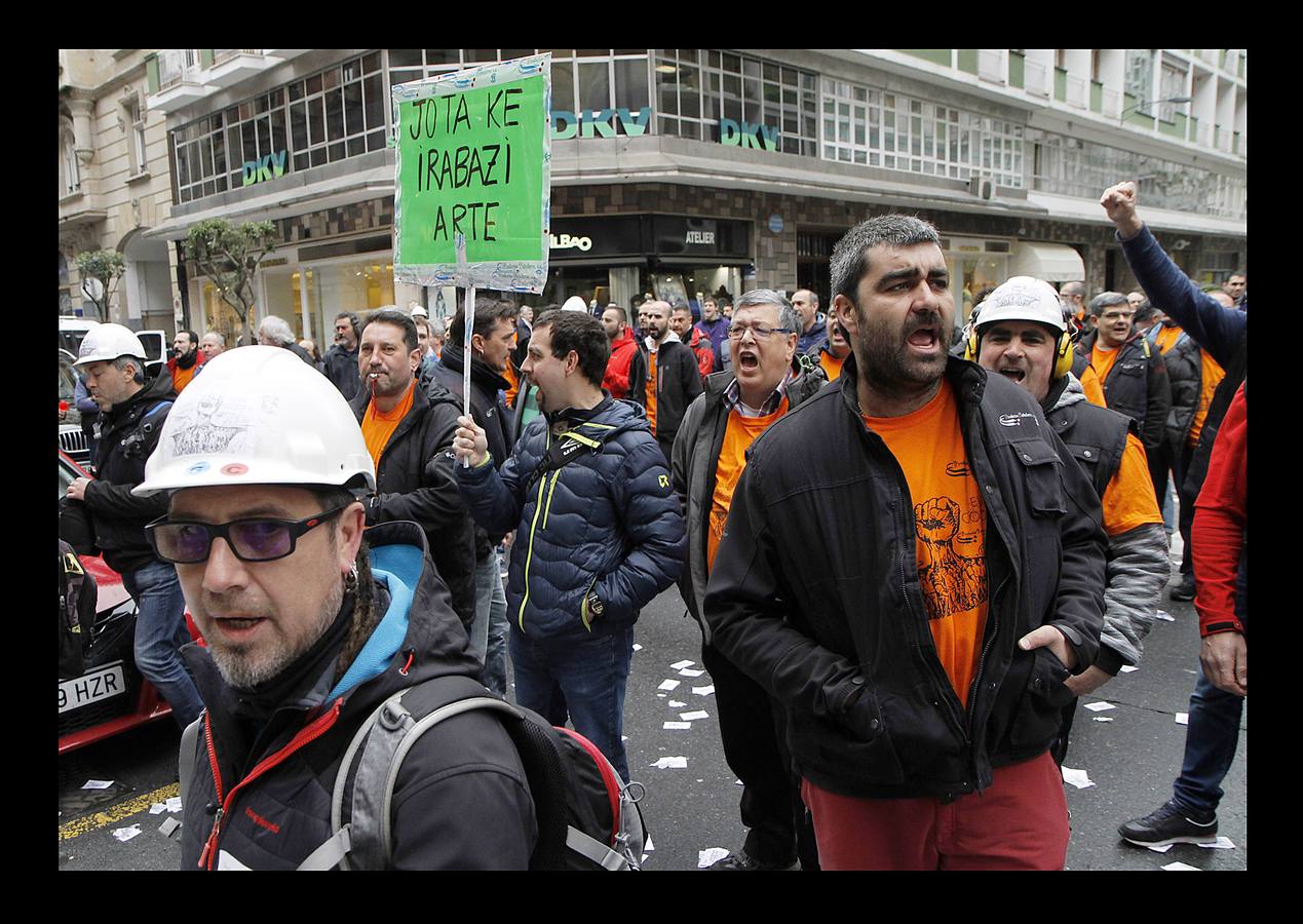 Fotos: Protesta en Bilbao de los trabajadores de Tubos Reunidos