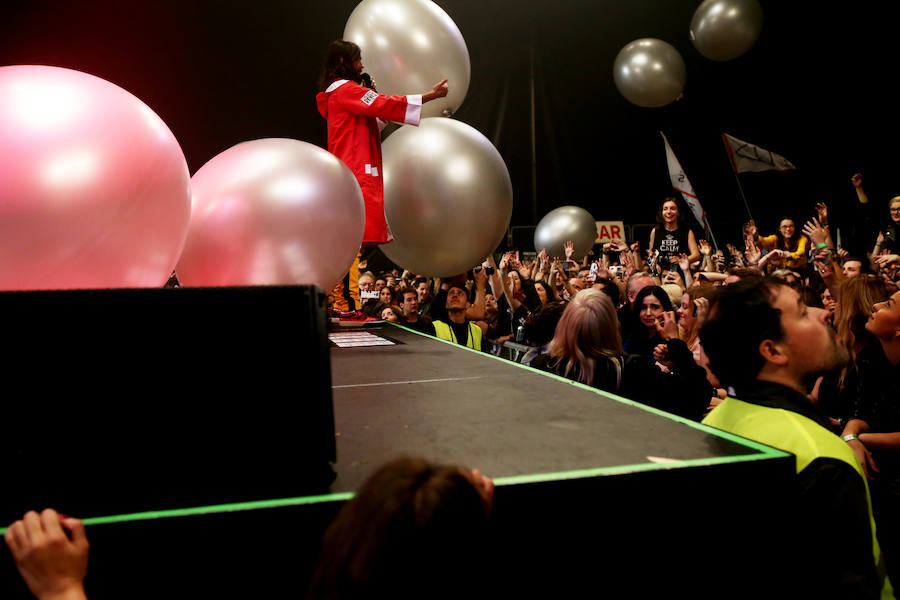 El grupo del cantante y actor '30 Seconds to Mars' actuó la noche del sábado en Barakaldo