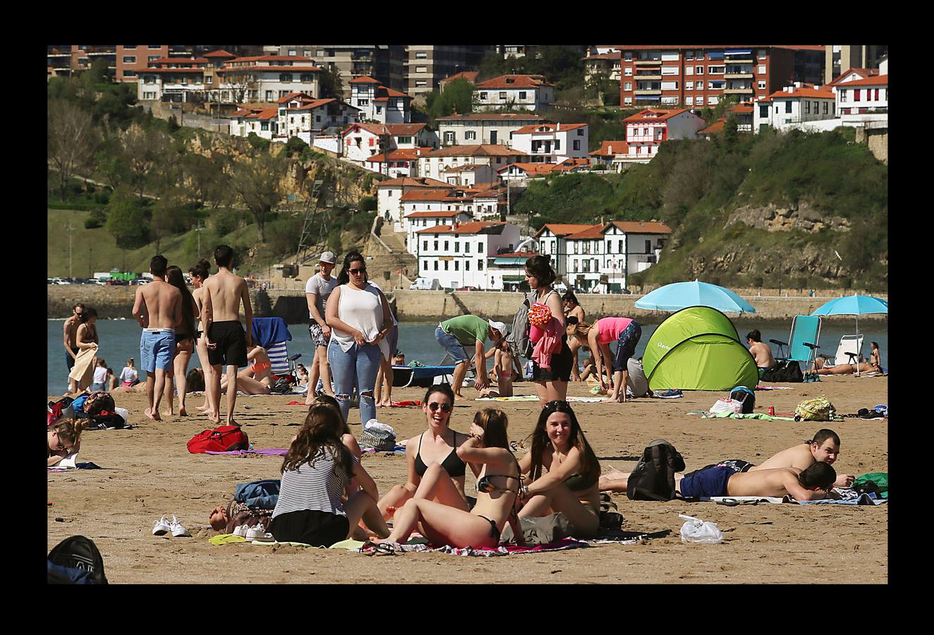 Fotos: Bizkaia disfruta de temperaturas veraniegas en abril