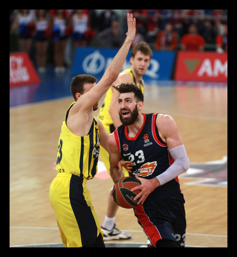 Fotos: Fotos del tercer encuentro de play off entre el Baskonia y el Fenerbahce