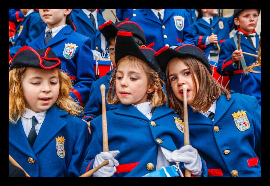 Fotos: Así ha sido la Tamborrada Txiki de San Prudencio en Vitoria
