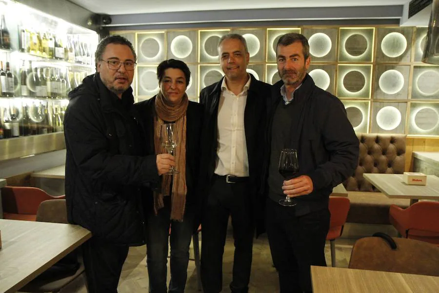 Javier de la Cruz, Lorena Elejoste, Javier Sierra y Alex Candina. 