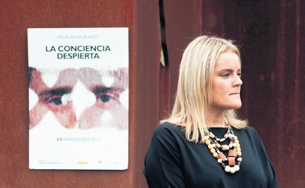Marimar Blanco, en un acto de homenaje a su hermano celebrado en Santander. 