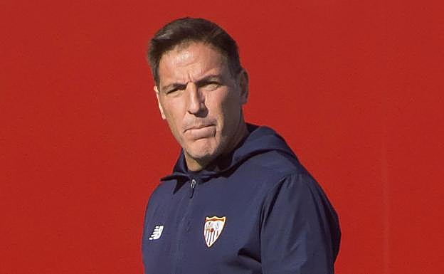 Eduardo Berizzo, durante un entrenamiento.