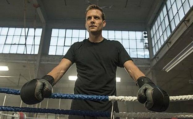 Harvey Specter, durante un entrenamiento de boxeo.