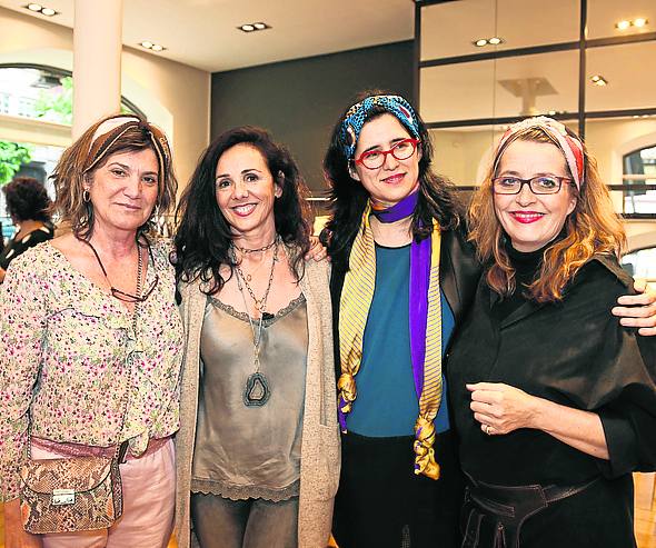 María Barrilero, Arantza Arrúe, Ana Ortuondo y Almudena Aguirre.