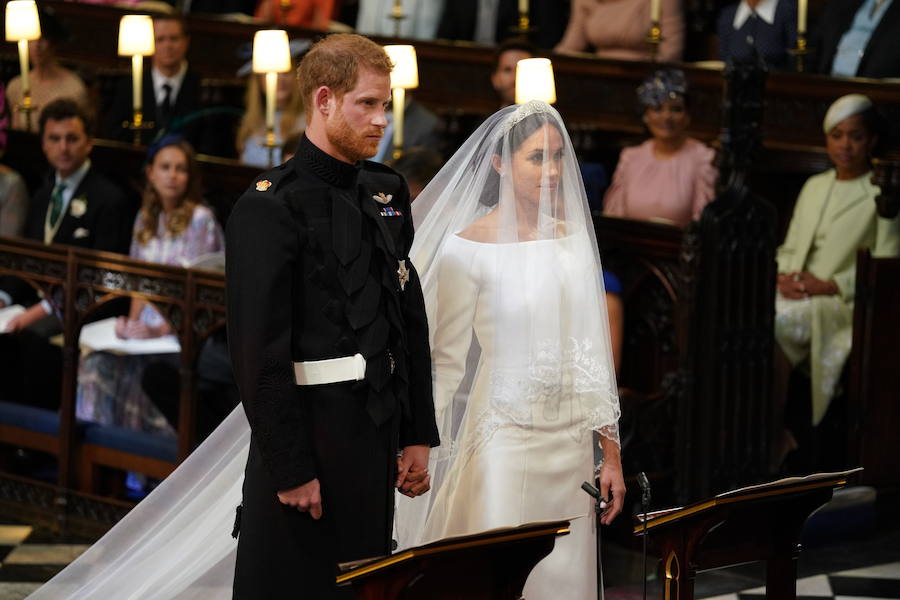 Harry y Meghan, juntos en el altar.