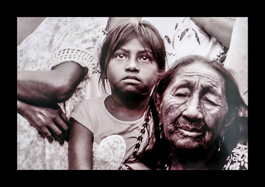 Una exposición rescata las últimas imágenes que compartió el fotoperiodista alavés antes de desaparecer en 2014 en Colombia