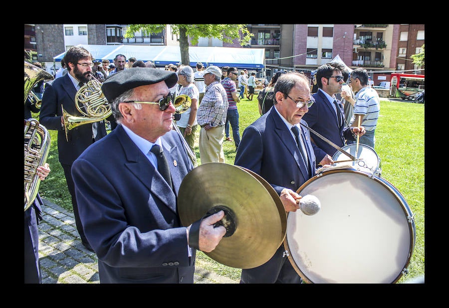 Fotos: Amurrio celebra la vigésima edición del Txakoli Eguna