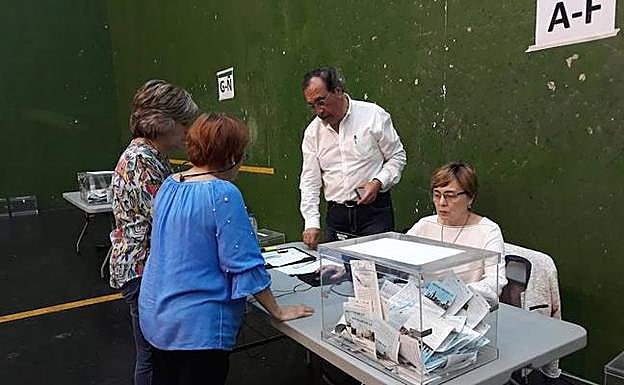 Una imagen de la votación que tuvo lugar el domingo. 