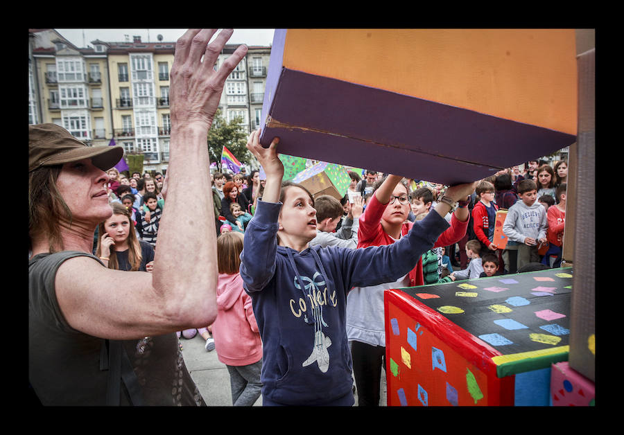Fotos: La escuela pública clama contra la segregación en las aulas de Vitoria
