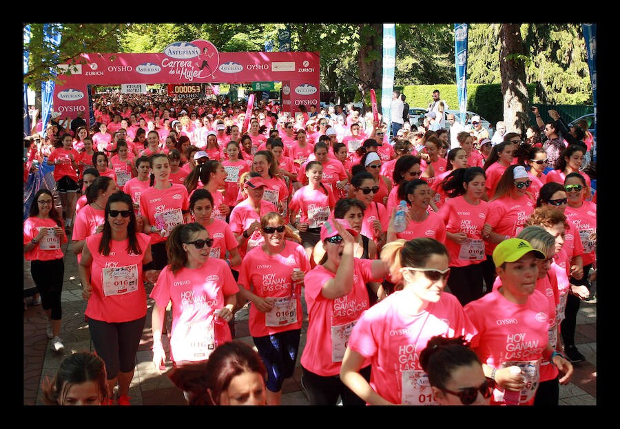 Fotos: Vitoria se viste de rosa por la Carrera de la Mujer