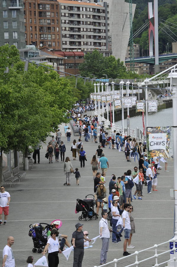 Cerca de 100.000 personas participan en la iniciativa de Gure Esku Dago