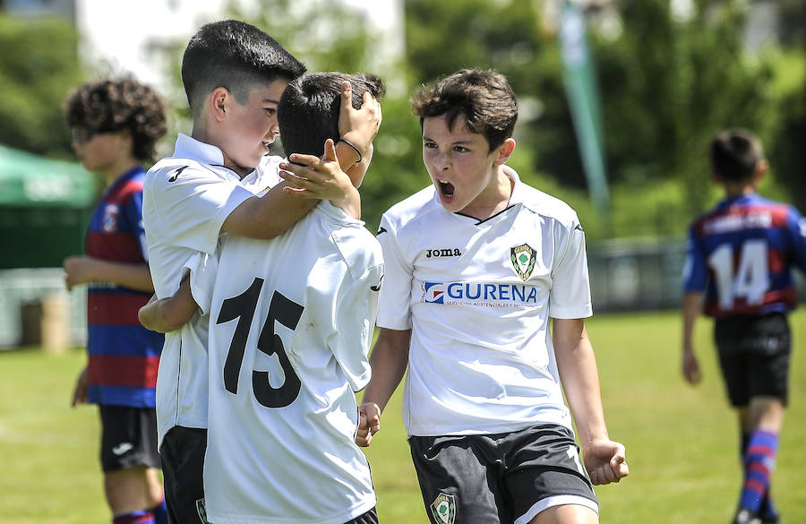 Los mejores conjuntos vizcaínos dieron una lección de deportividad, en una jornada que consagró la primera edición del torneo BBK Cup