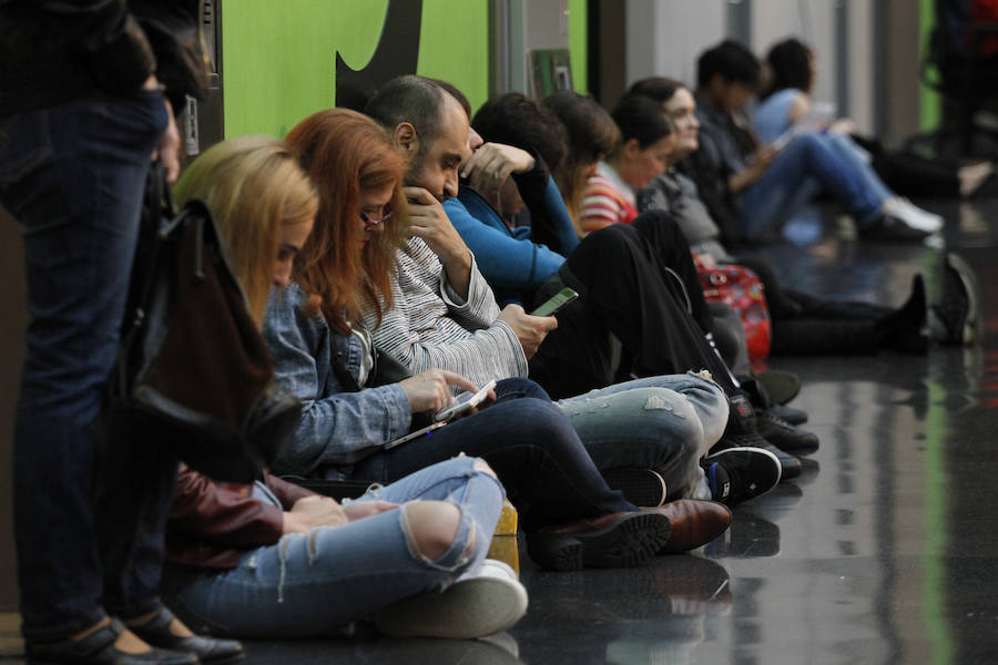 Las oposiciones pasan este fin de semana su momento más crítico al examinarse 76.500 aspirantes en tres días