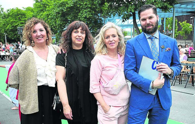 Pilar Arranz, Vicky Portugal, Miren González de Mendialdua y Borja Elorza.