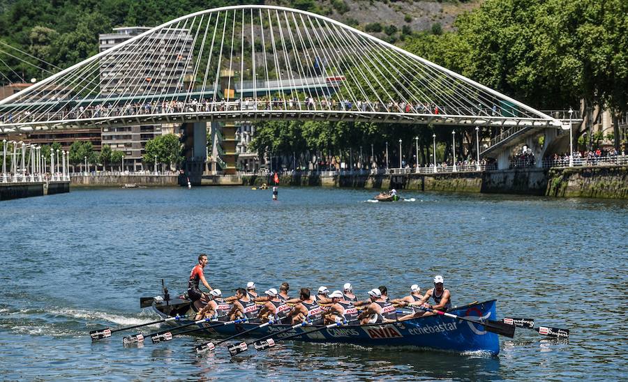 Urdaibai se ha impuesto en la regata por delante de Hondarribia