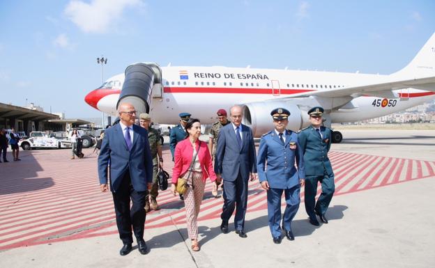 La ministra de Defensa, Margarita Robles, a su llegada a Beirut.