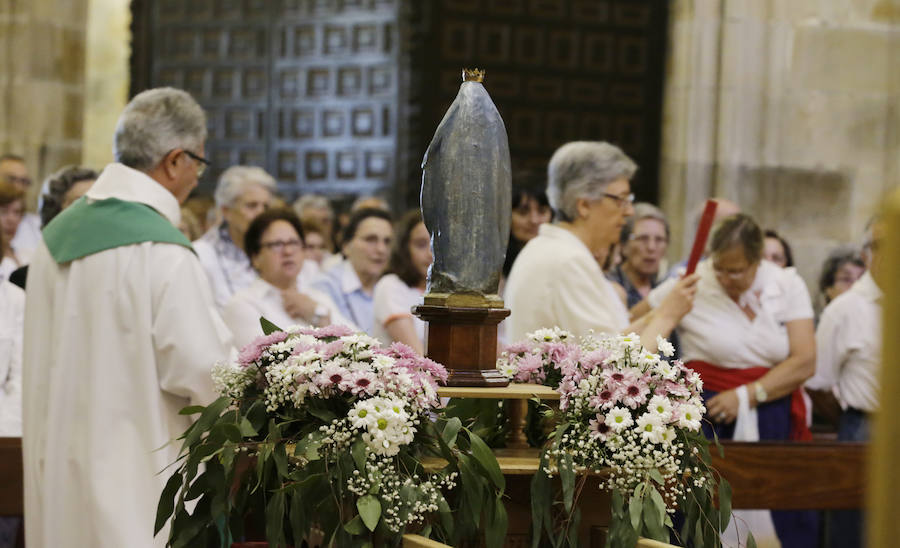 Fotos: La Virgen de la Guía se da un baño de masas en Portugalete