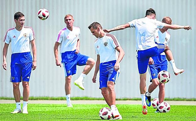 Último entrenamiento de Rusia.