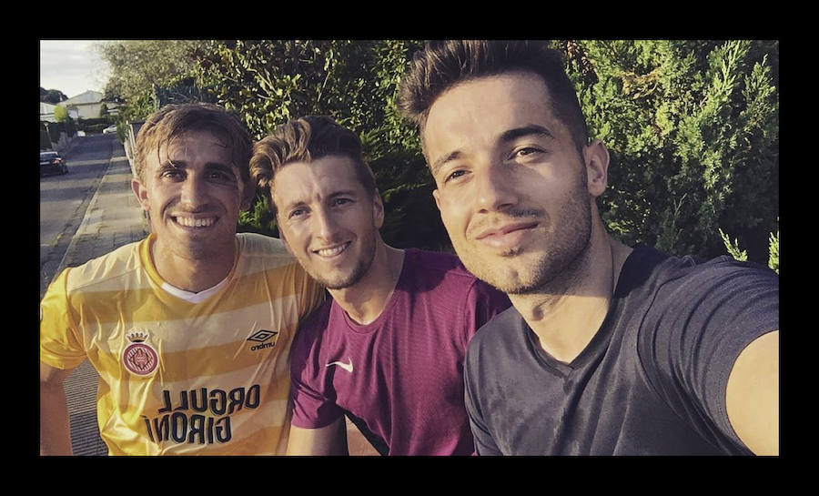 Jony con Marc Muniesa (Girona) y Balliu (Metz), antiguos compañeros en la Masía.